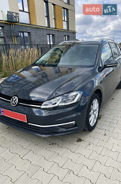 Універсал Volkswagen Golf 2018 в Луцьку