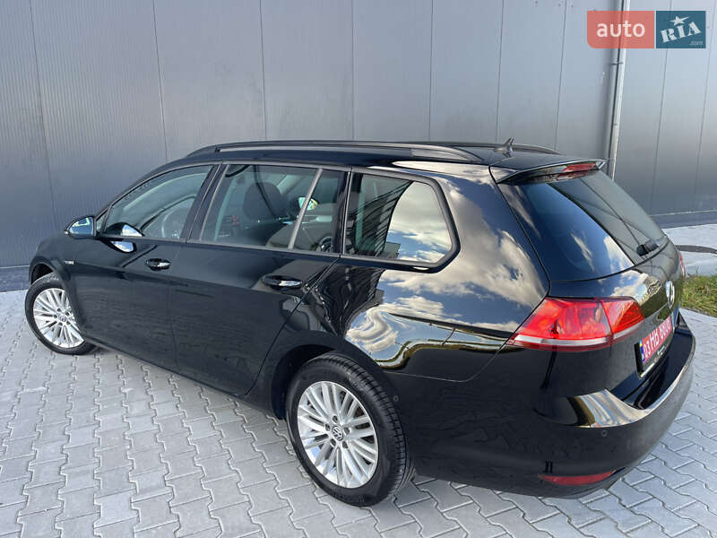 Универсал Volkswagen Golf 2014 в Львове