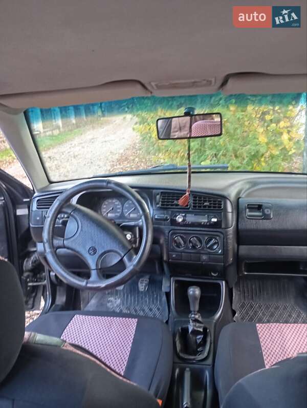 Хетчбек Volkswagen Golf 1993 в Зборові фото 4 Хетчбек Volkswagen Golf 1993 в Зборові