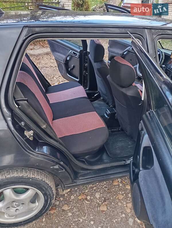 Хетчбек Volkswagen Golf 1993 в Зборові фото 12 Хетчбек Volkswagen Golf 1993 в Зборові