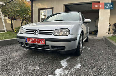 Хетчбек Volkswagen Golf 2002 в Бучачі