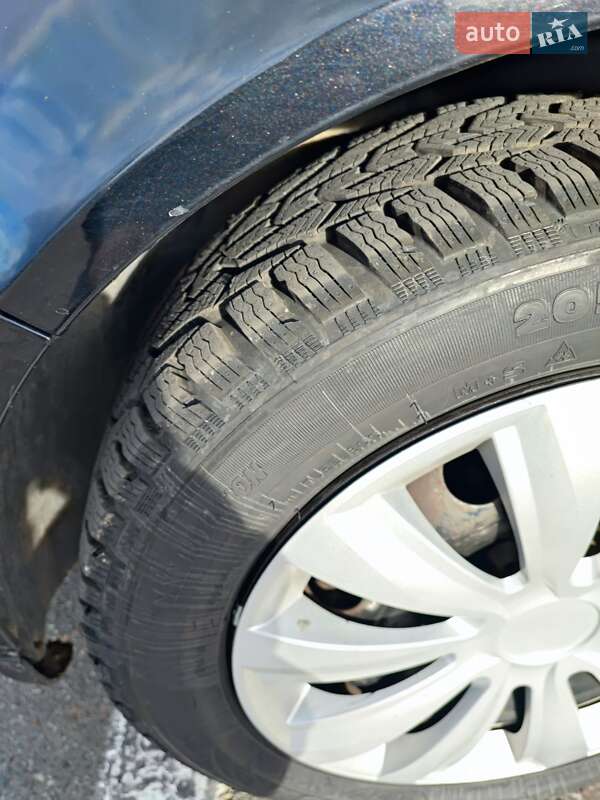 Універсал Volkswagen Golf 2000 в Львові