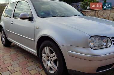 Хэтчбек Volkswagen Golf 2002 в  фото 26 Хэтчбек Volkswagen Golf 2002 в
