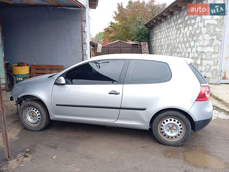 Volkswagen Golf 2004 Volkswagen Golf 2004