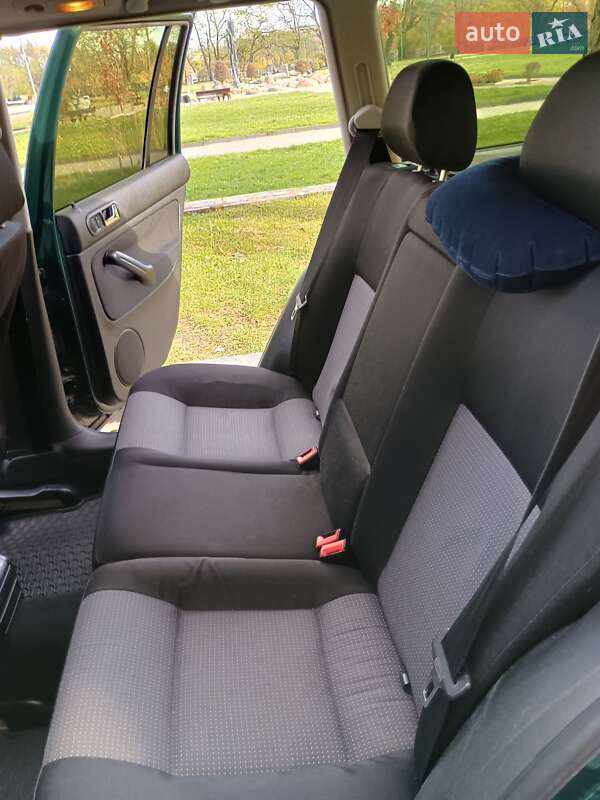 Универсал Volkswagen Golf 2002 в Звягеле фото 11 Универсал Volkswagen Golf 2002 в Звягеле