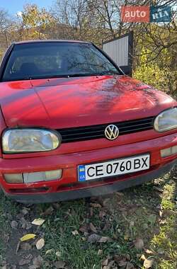 Хэтчбек Volkswagen Golf 1996 в Черновцах