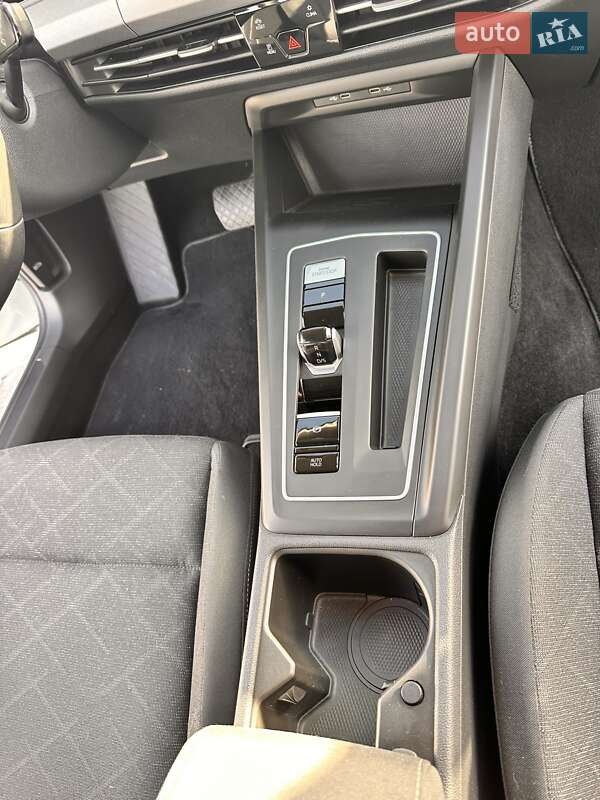 Хэтчбек Volkswagen Golf 2022 в Киеве фото 31 Хэтчбек Volkswagen Golf 2022 в Киеве