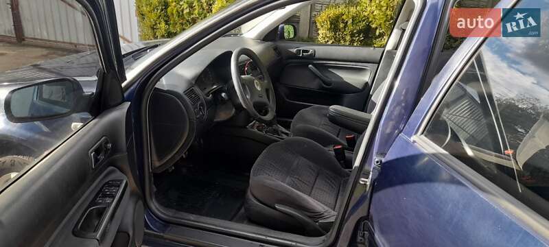 Хэтчбек Volkswagen Golf 1999 в Ивано-Франковске