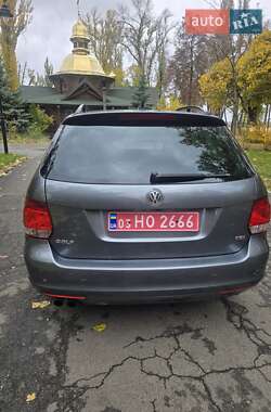 Универсал Volkswagen Golf 2012 в 