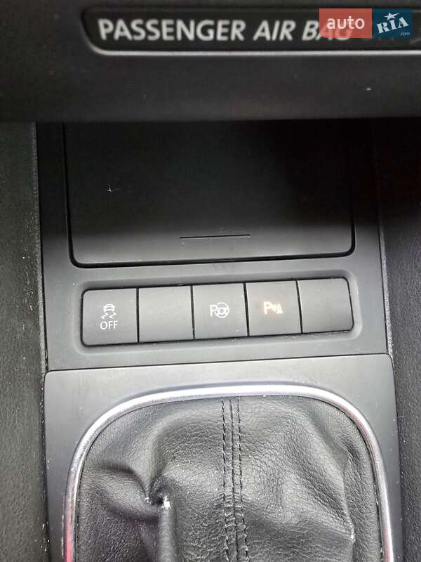 Універсал Volkswagen Golf 2012 в Києві фото 33 Універсал Volkswagen Golf 2012 в Києві
