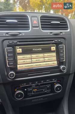 Универсал Volkswagen Golf 2012 в 