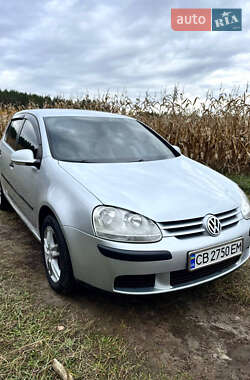 Хэтчбек Volkswagen Golf 2004 в Нежине