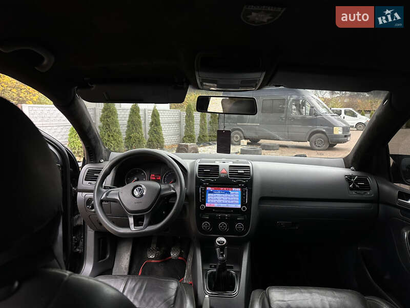 Хэтчбек Volkswagen Golf 2007 в Львове