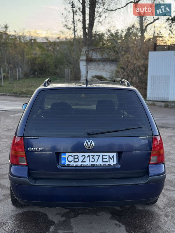 Універсал Volkswagen Golf 2001 в Чернігові