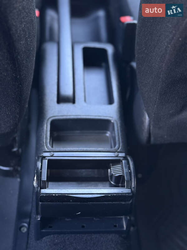 Універсал Volkswagen Golf 2001 в Чернігові