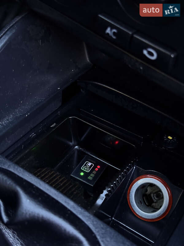 Універсал Volkswagen Golf 2001 в Чернігові