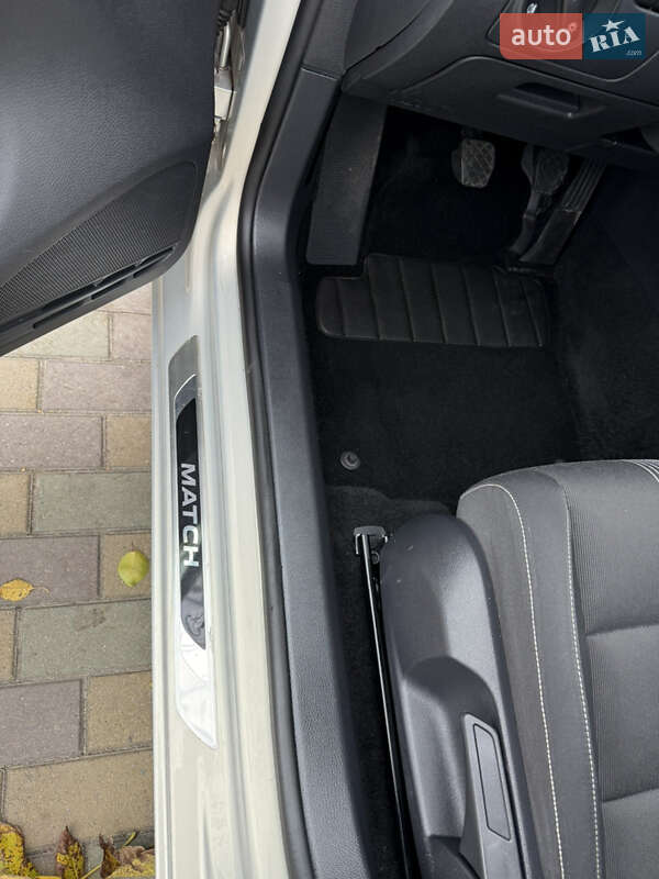 Хетчбек Volkswagen Golf 2013 в Хмельницькому фото 10 Хетчбек Volkswagen Golf 2013 в Хмельницькому