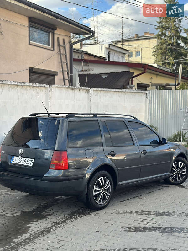 Універсал Volkswagen Golf 1999 в Чернівцях