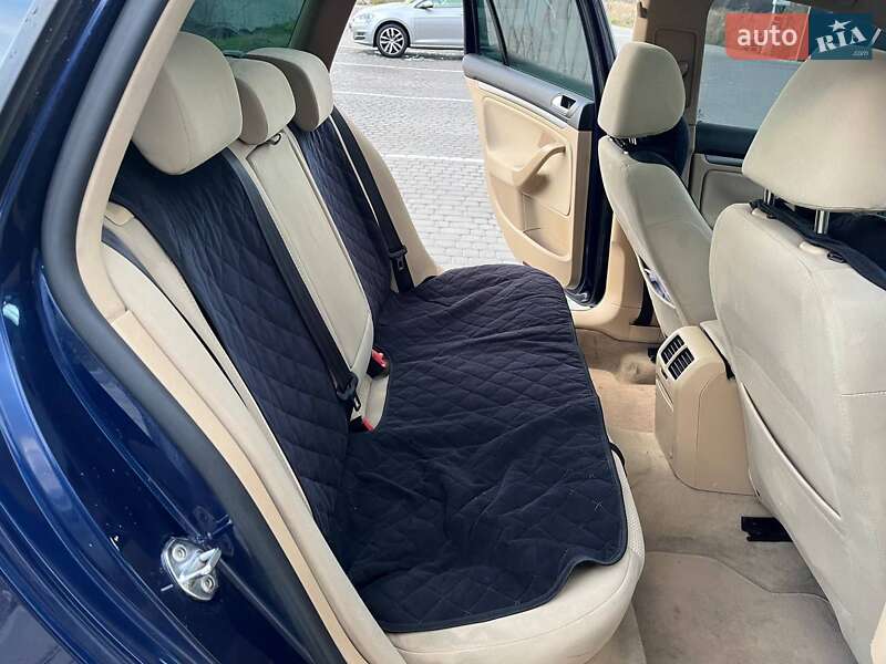 Універсал Volkswagen Golf 2008 в Львові