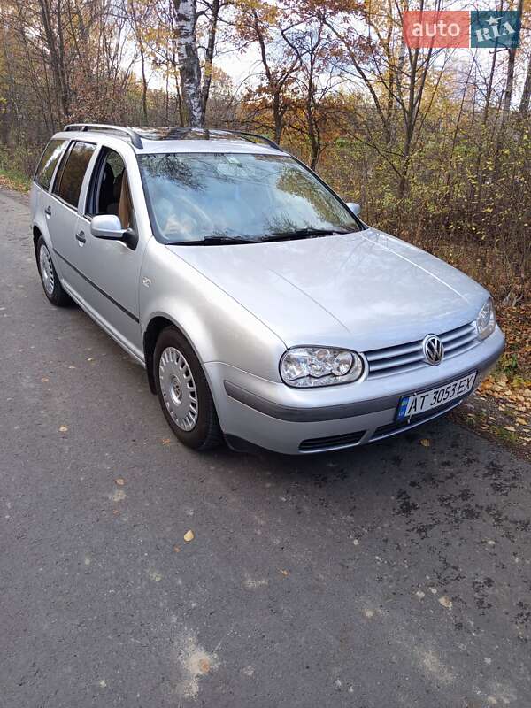 Універсал Volkswagen Golf 2001 в Івано-Франківську