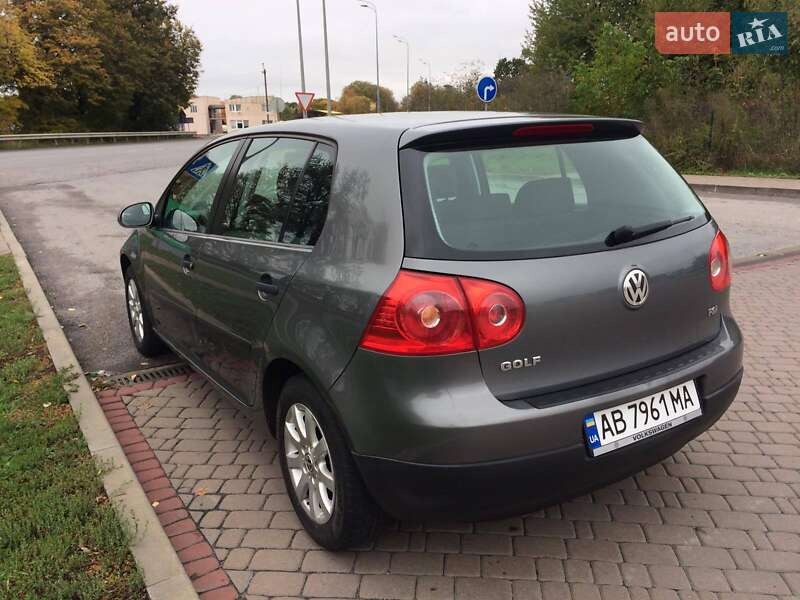 Хэтчбек Volkswagen Golf 2004 в Немирове фото 12 Хэтчбек Volkswagen Golf 2004 в Немирове
