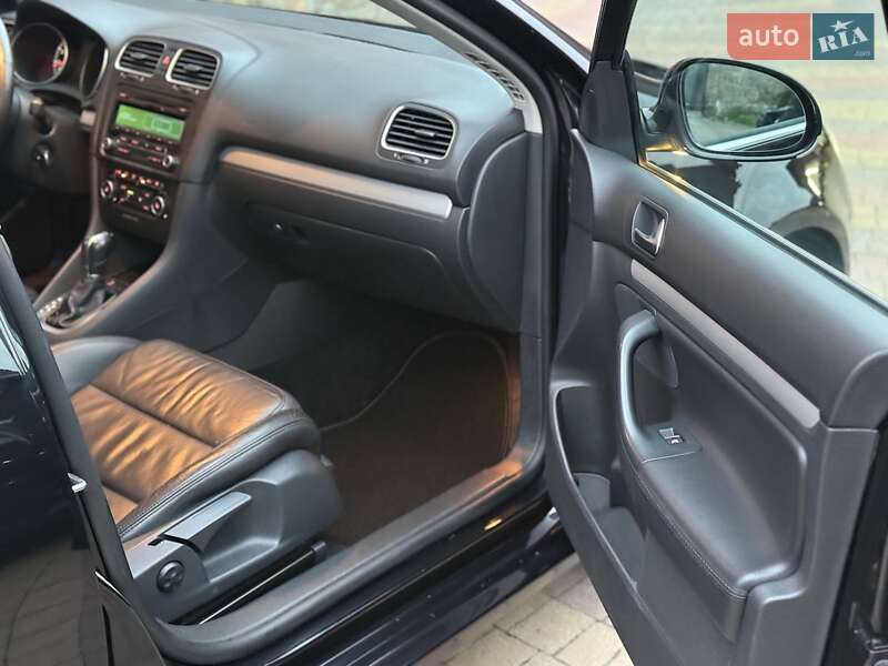 Универсал Volkswagen Golf 2012 в Сарнах