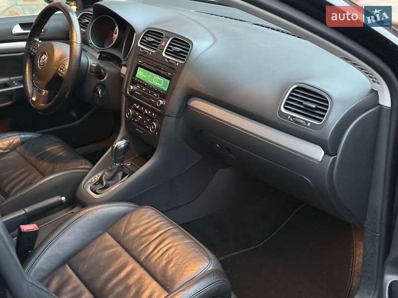 Универсал Volkswagen Golf 2012 в Сарнах