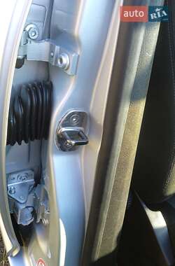 Универсал Volkswagen Golf 2004 в  фото 59 Универсал Volkswagen Golf 2004 в