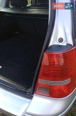 Универсал Volkswagen Golf 2004 в  фото 99 Универсал Volkswagen Golf 2004 в