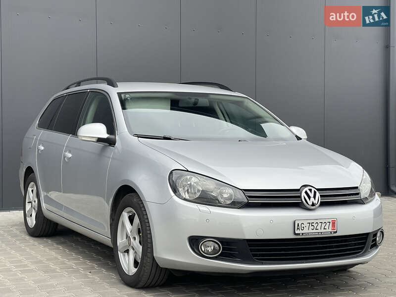 Універсал Volkswagen Golf 2010 в Луцьку