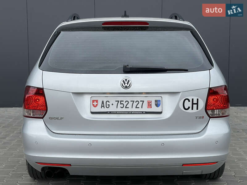 Універсал Volkswagen Golf 2010 в Луцьку