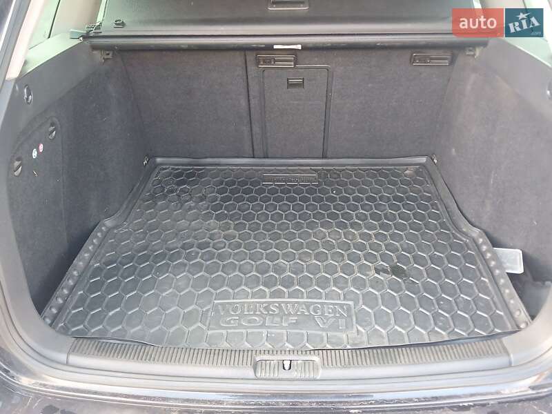 Универсал Volkswagen Golf 2013 в Киеве