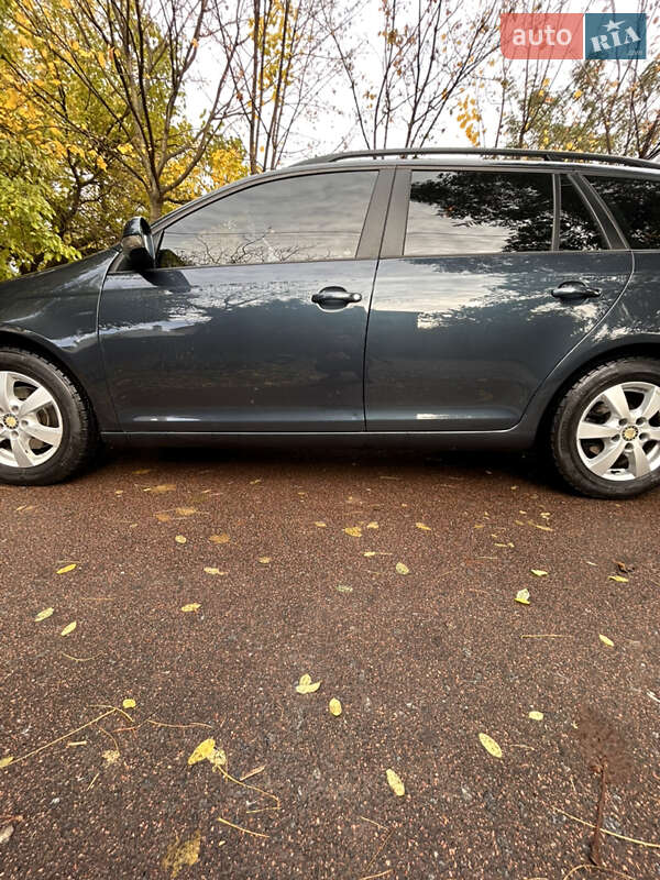 Универсал Volkswagen Golf 2007 в Киеве