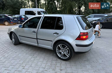 Хэтчбек Volkswagen Golf 2002 в Коломые