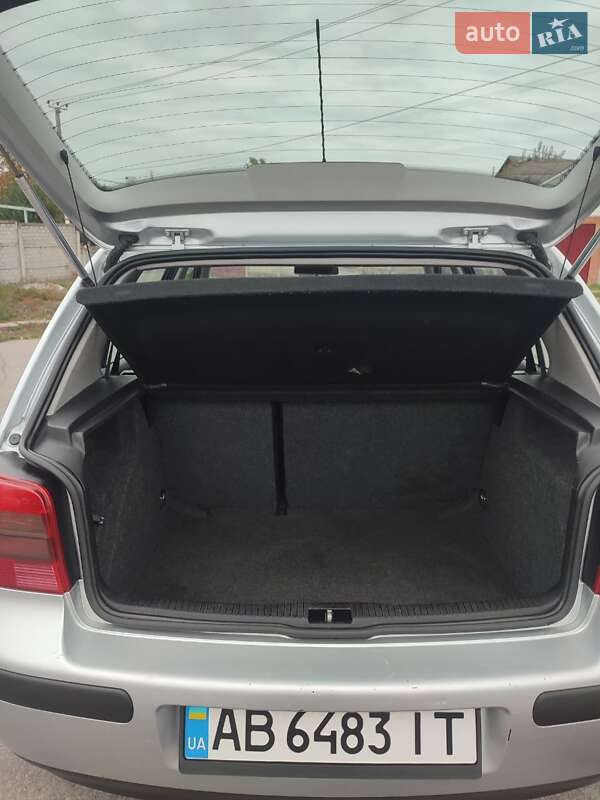 Хэтчбек Volkswagen Golf 2001 в Виннице фото 9 Хэтчбек Volkswagen Golf 2001 в Виннице