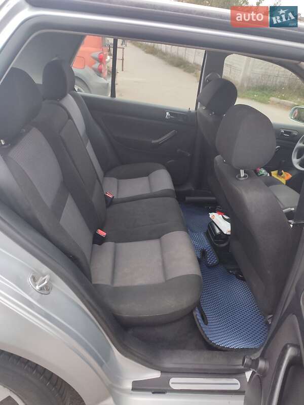 Хэтчбек Volkswagen Golf 2001 в Виннице фото 14 Хэтчбек Volkswagen Golf 2001 в Виннице