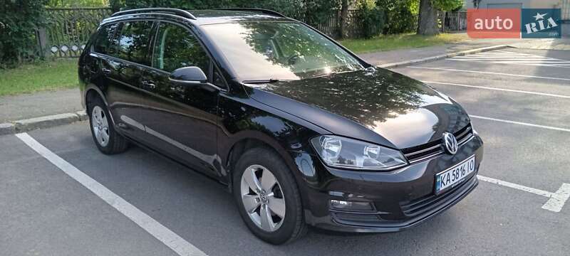 Універсал Volkswagen Golf 2014 в Миколаєві