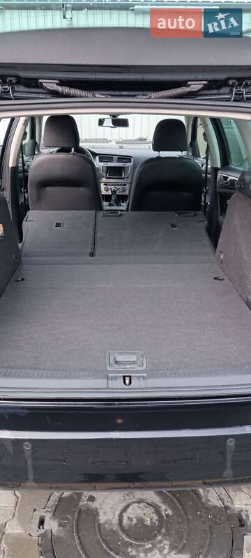 Універсал Volkswagen Golf 2014 в Миколаєві