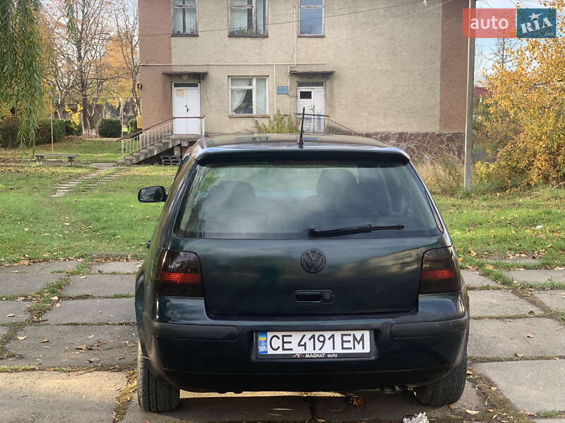 Хетчбек Volkswagen Golf 1999 в Чернівцях