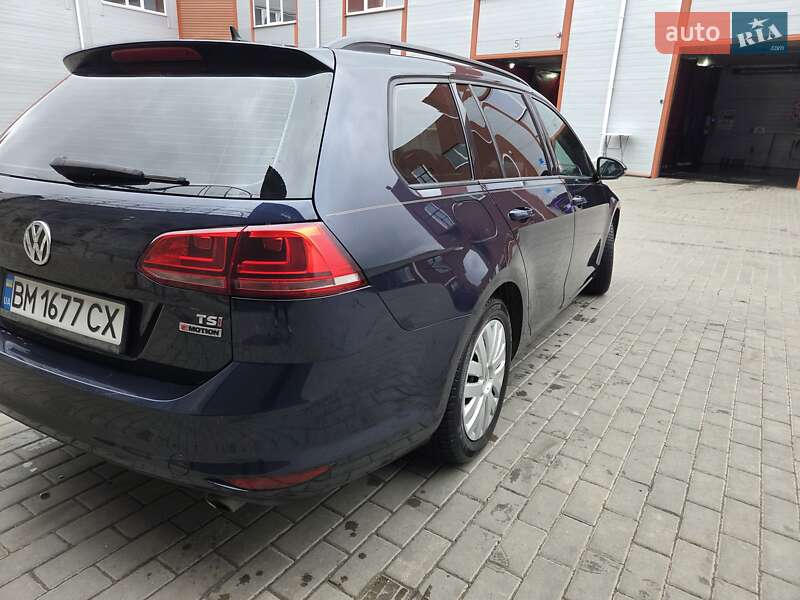 Універсал Volkswagen Golf 2016 в Сумах