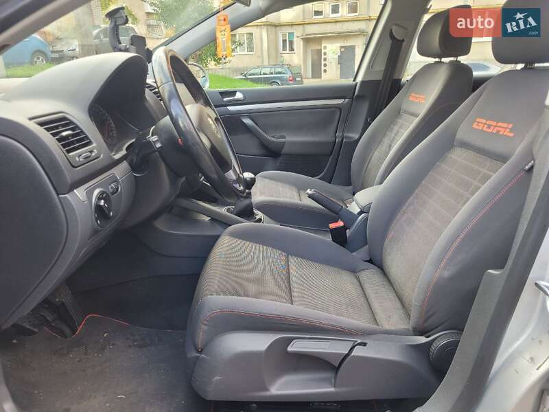 Хэтчбек Volkswagen Golf 2006 в Луцке фото 5 Хэтчбек Volkswagen Golf 2006 в Луцке