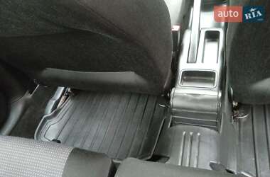 Хэтчбек Volkswagen Golf 2002 в  фото 31 Хэтчбек Volkswagen Golf 2002 в