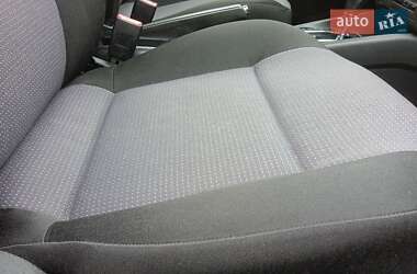 Хэтчбек Volkswagen Golf 2002 в  фото 35 Хэтчбек Volkswagen Golf 2002 в