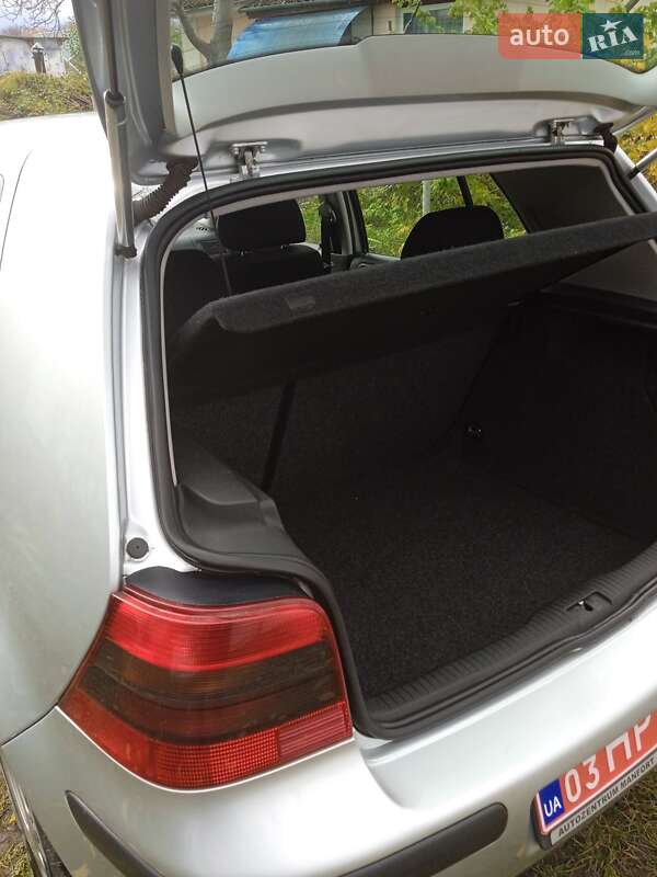 Хетчбек Volkswagen Golf 2002 в Хмельницькому фото 52 Хетчбек Volkswagen Golf 2002 в Хмельницькому