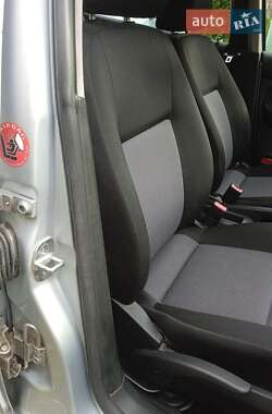 Хэтчбек Volkswagen Golf 2002 в  фото 66 Хэтчбек Volkswagen Golf 2002 в