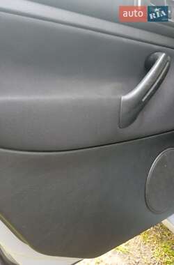 Хэтчбек Volkswagen Golf 2002 в  фото 72 Хэтчбек Volkswagen Golf 2002 в