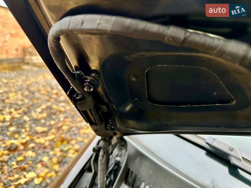 Хетчбек Volkswagen Golf 2008 в Полтаві