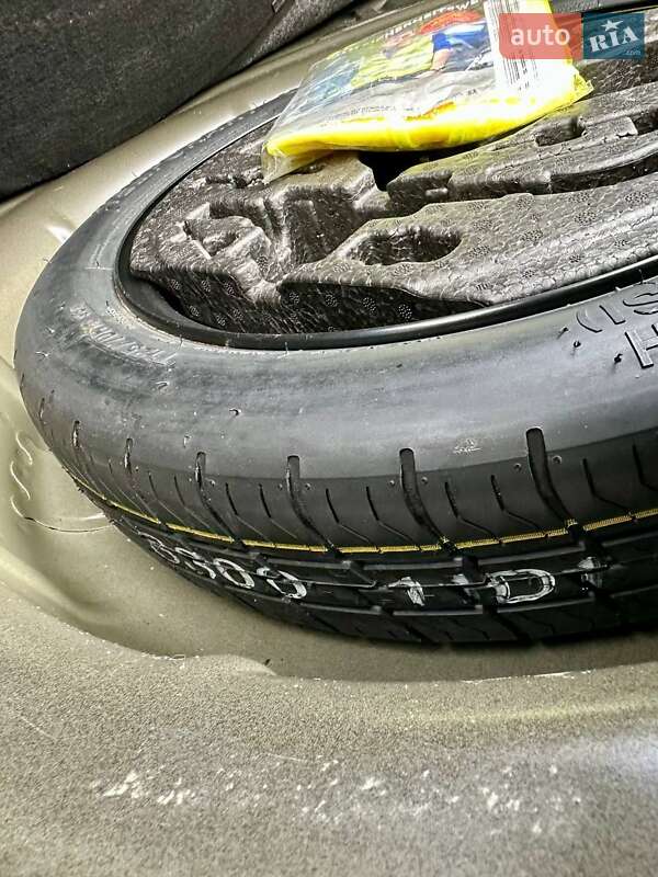 Хетчбек Volkswagen Golf 2008 в Полтаві