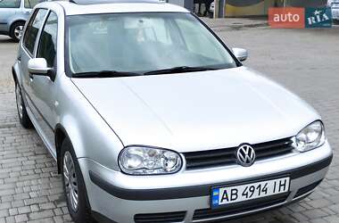 Хетчбек Volkswagen Golf 2001 в Вінниці