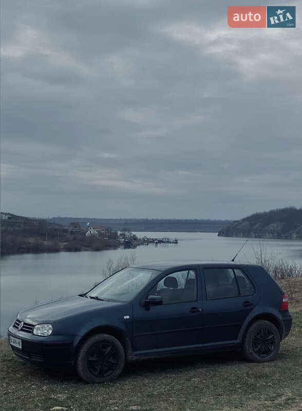 Хетчбек Volkswagen Golf 2003 в Кам'янець-Подільському фото 18 Хетчбек Volkswagen Golf 2003 в Кам'янець-Подільському